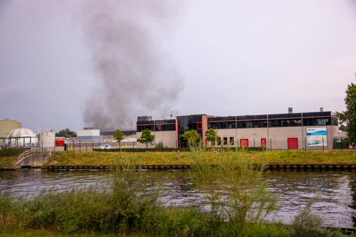 Grote brand bij Hartog Containers