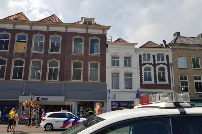 Brand in woning boven winkel