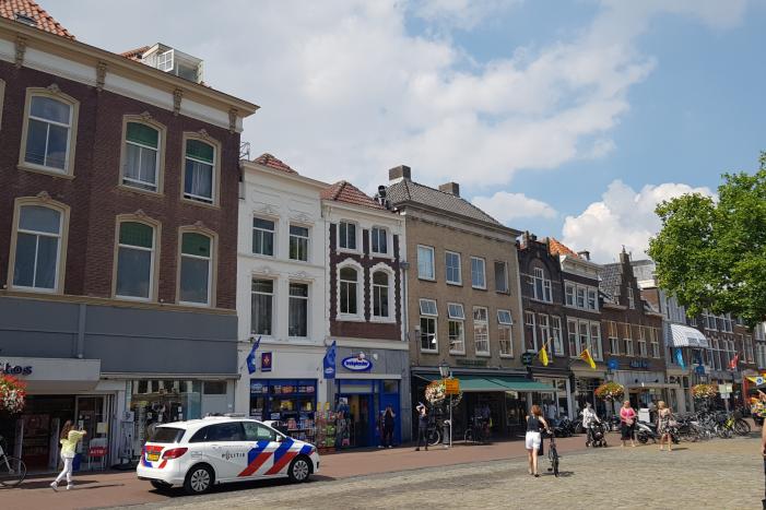 Brand in woning boven winkel