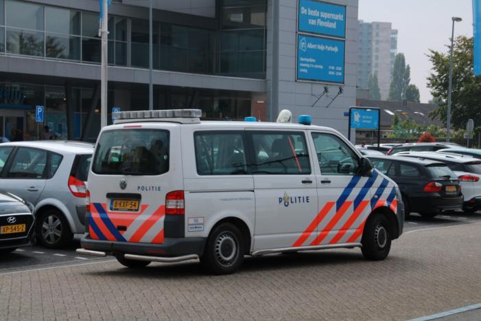 Zoekactie naar verdachte nabij station Parkwijk