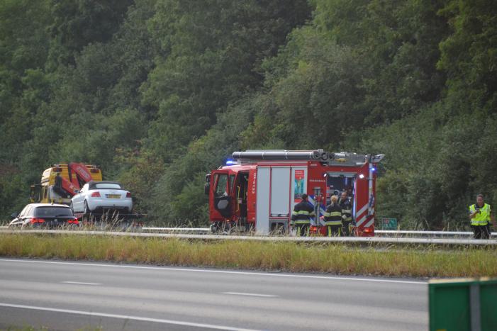 Autobrand blijkt pechgeval op snelweg