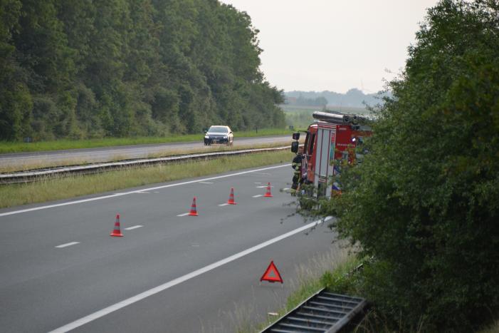 Autobrand blijkt pechgeval op snelweg