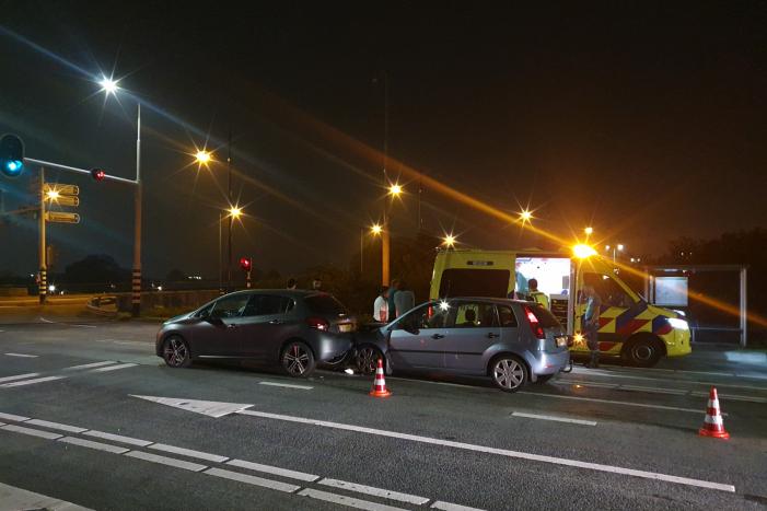 Flinke schade na kop-staart aanrijding