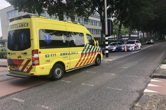 Mountainbiker gewond na aanrijding met auto