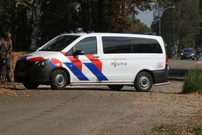 Personenauto in botsing met tractor