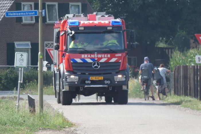 Personenauto in botsing met tractor