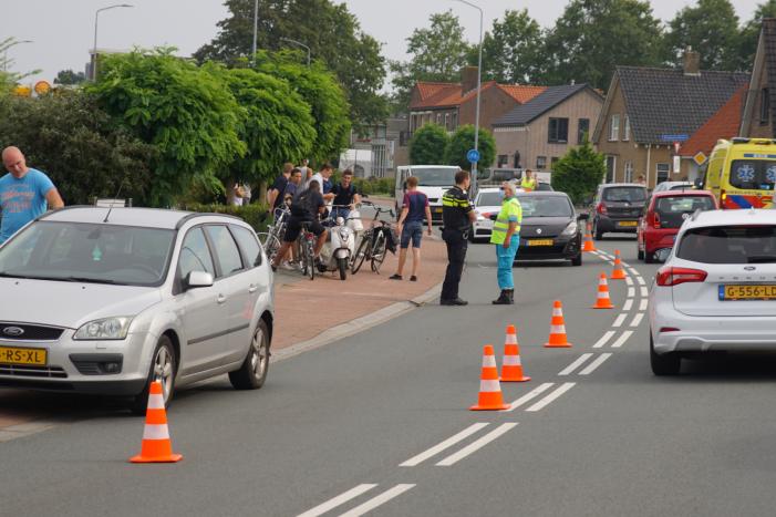 Wielrenner gewond bij kop-staartbotsing