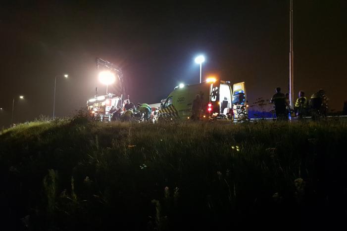 Bestuurder overleden nadat auto te water is geraakt