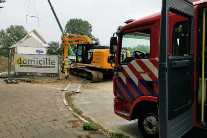 Gasleiding geraakt bij graafwerkzaamheden op bouwplaats