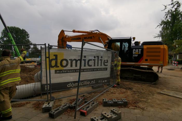 Gasleiding geraakt bij graafwerkzaamheden op bouwplaats