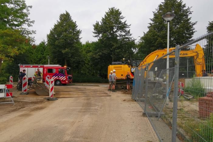 Gasleiding geraakt bij graafwerkzaamheden op bouwplaats