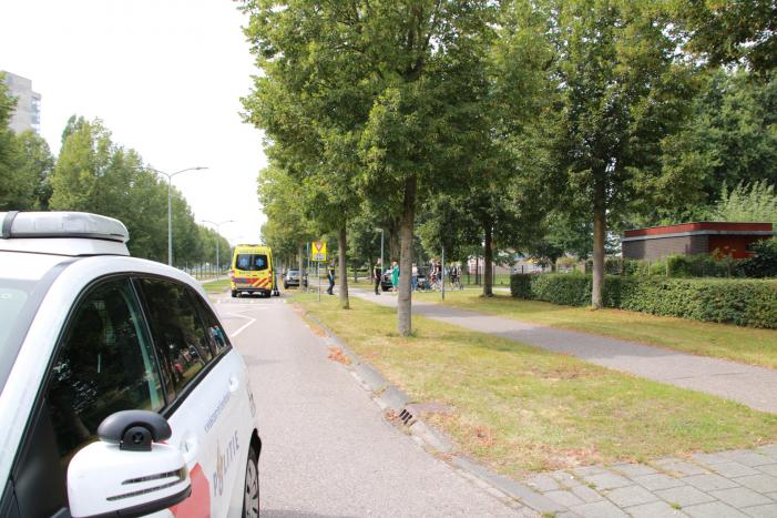 Fietser raakt gewond bij aanrijding met auto in Parkwijk