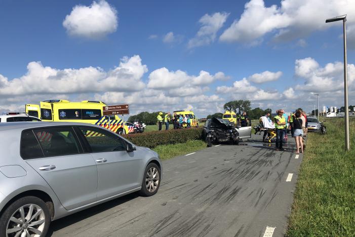 Motorrijder overleden bij frontale aanrijding met auto