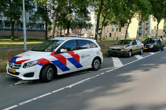 Botsing tijdens afslaan verkeer