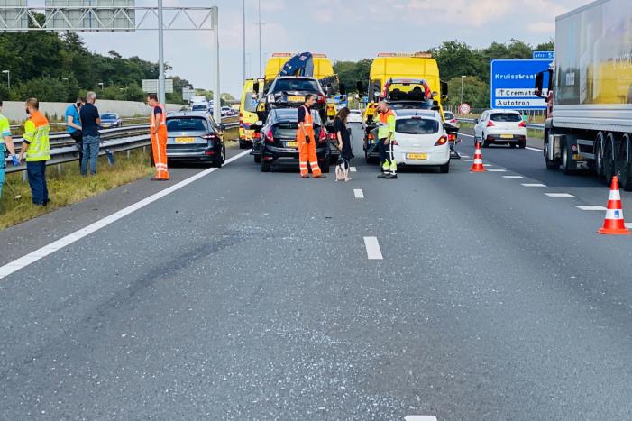Vijf auto's betrokken bij verkeersongeval op snelweg