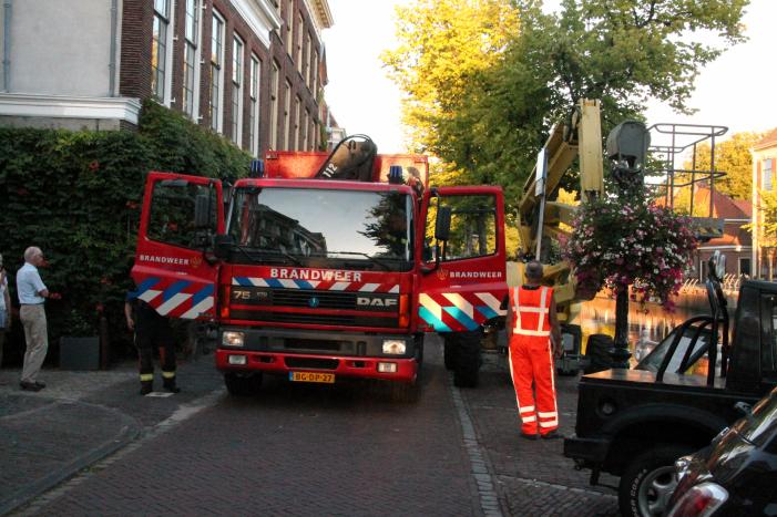 Hoogwerker zorgt voor schade