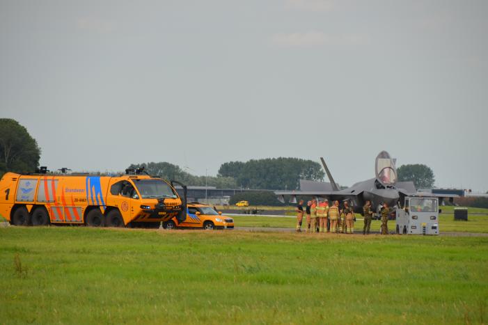 F35-straaljager maakt noodlanding