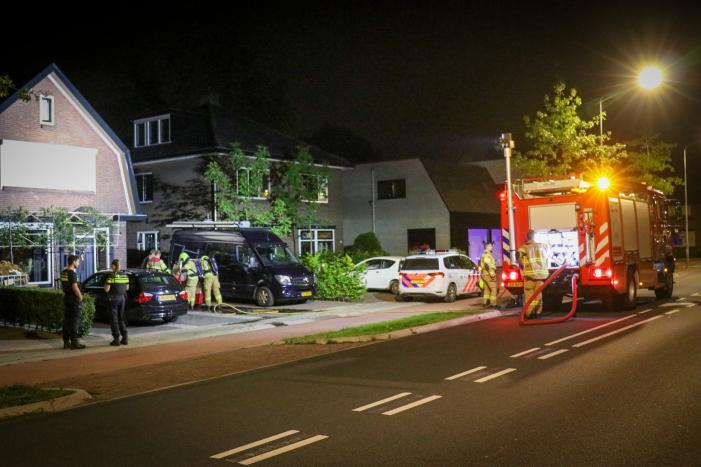 Bouwcontainer vat vlam