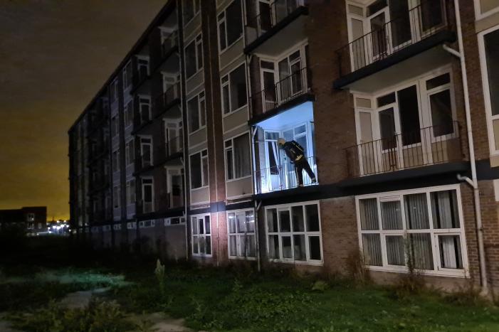 Uitslaande brand in leegstaande flat