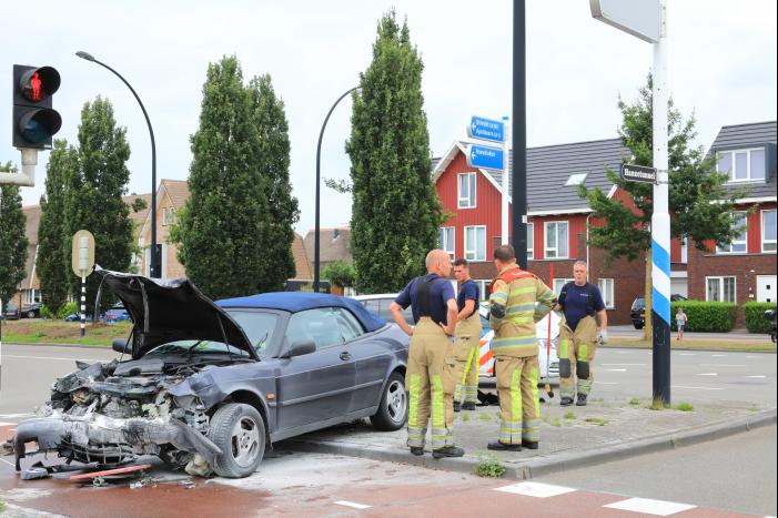 Enorme schade bij ongeval voor Hanzetunnel