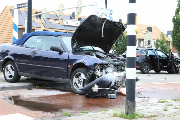 Enorme schade bij ongeval voor Hanzetunnel