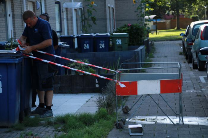 Waterlekkage ontstaan onder trottoir