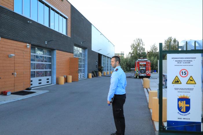 Brand in loods gemeentewerf