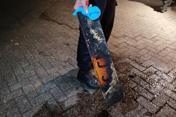 Gestolen auto volledig uitgebrand