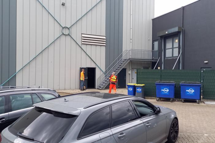 Tiener zwaargewond geraakt op kartbaan