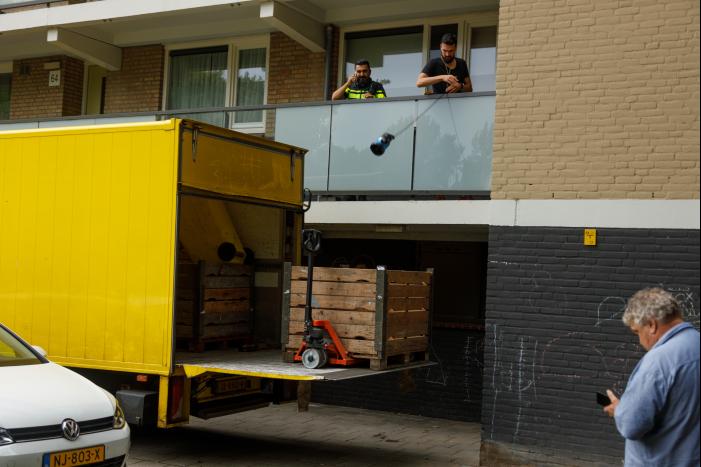 Hennepkwekerij aangetroffen in flatwoning