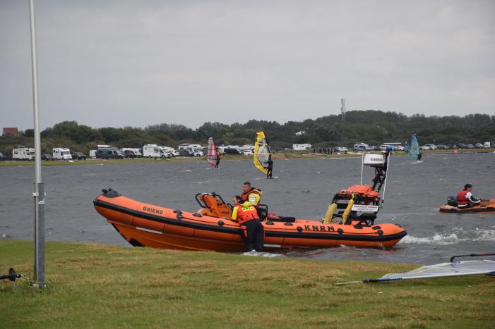 Surfer komt in problemen en overlijdt