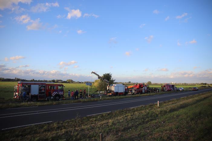 Zoekactie naar boeven in maisveld en water