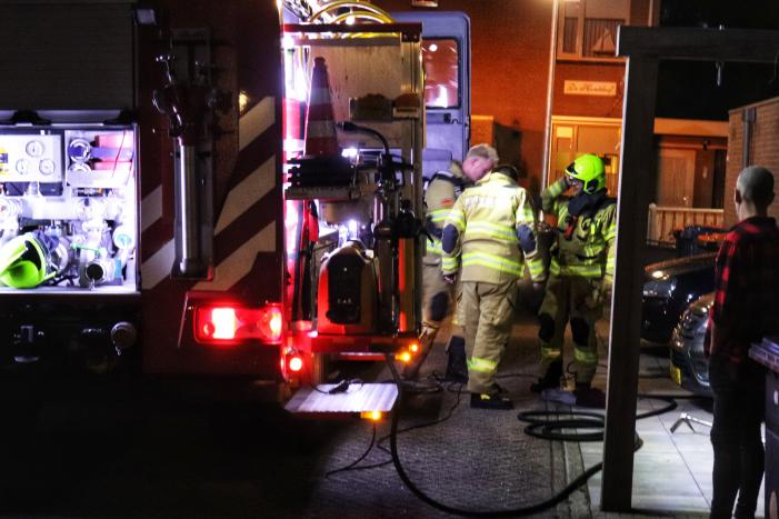 Veel rook bij brand in woning