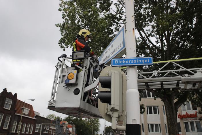 Loshangende bewegwijzeringsbord verwijderd bij storm Francis