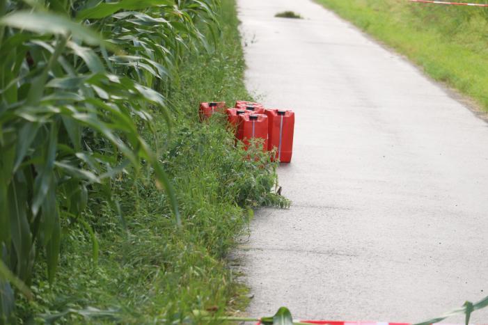Vaten met mogelijk drugsafval aangetroffen