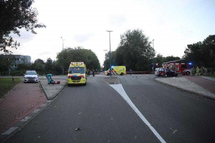 Twee zwaargewonden bij ernstig verkeersongeval