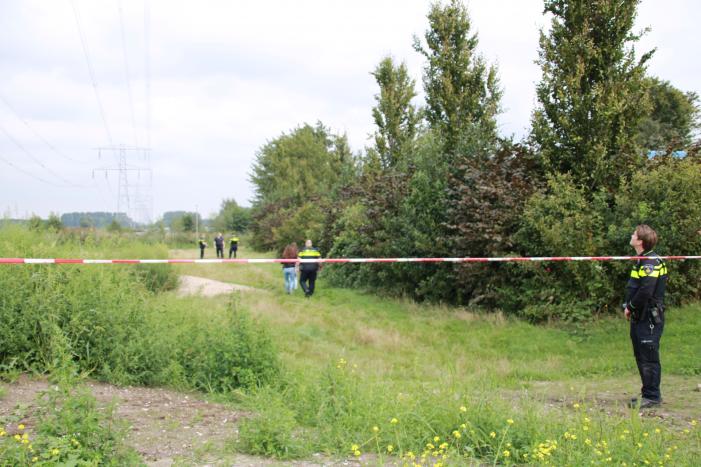 Traumahelikopter landt voor incident bij hoogspanningsmast