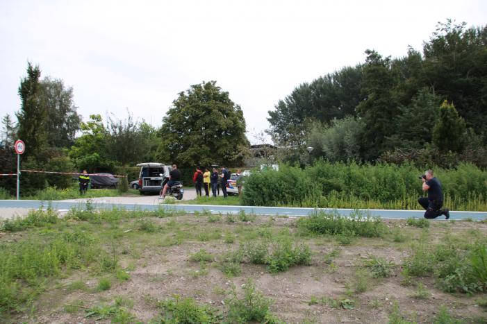 Traumahelikopter landt voor incident bij hoogspanningsmast