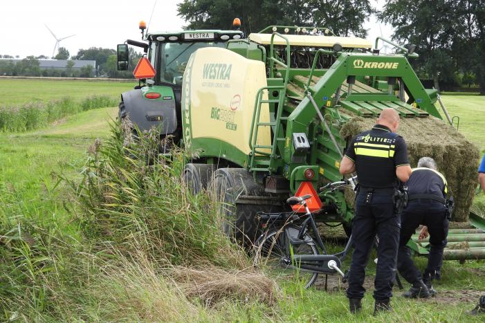 E-biker komt in botsing met grootpakpers
