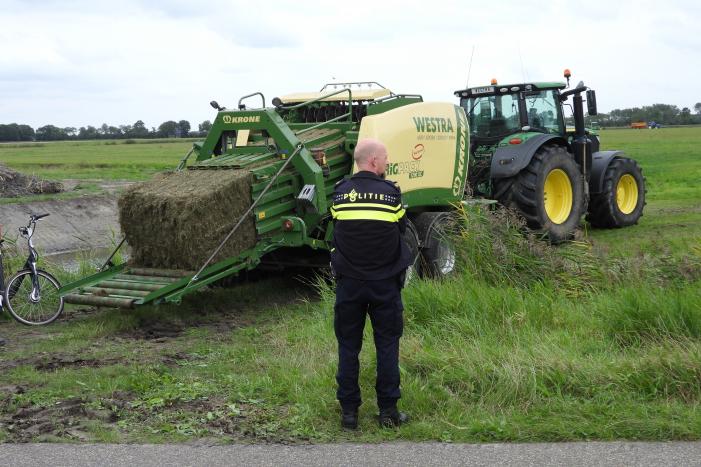 E-biker komt in botsing met grootpakpers