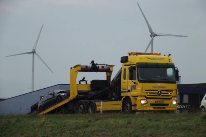 Flinke schade bij kop-staartbotsing