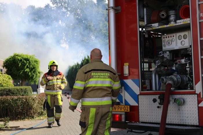 Vrachtwagen volledig verwoest door brand