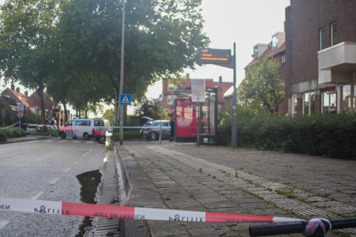 Mogelijk geschoten bij bushalte in Waterland