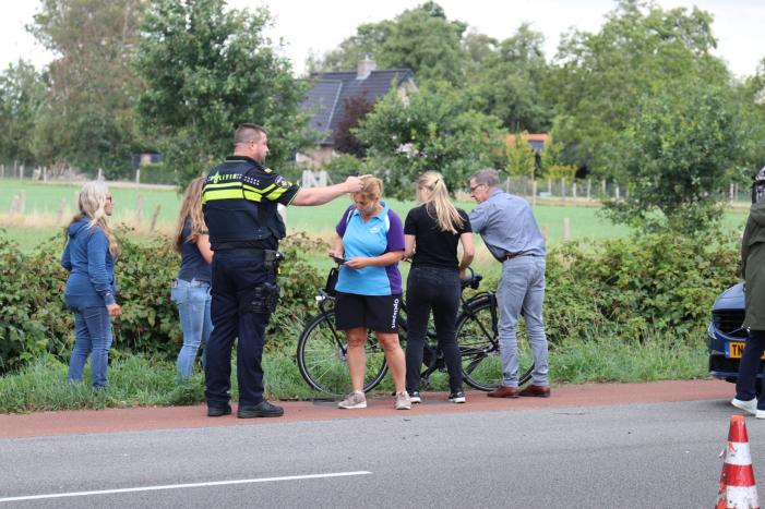 Jongeman geschept door auto