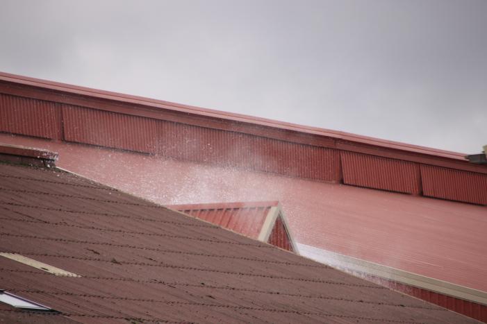 Grote brand in loods Van Andel Bio