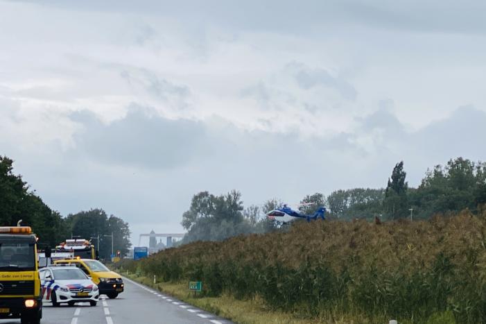 Twee zwaargewonden na frontale aanrijding