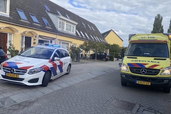 Persoon zwaargewond bij opensnijden kokosnoot