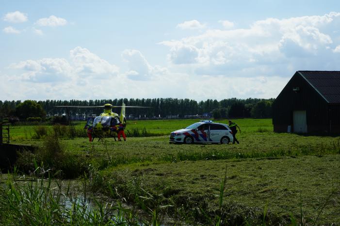 Traumahelikopter landt voor incident bij boerderij