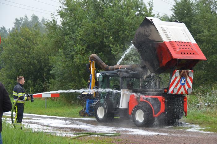 Grasmaaier vliegt in brand