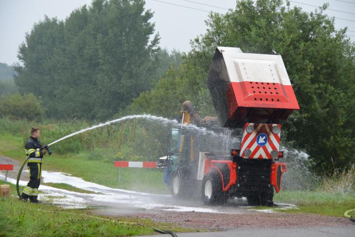 Grasmaaier vliegt in brand